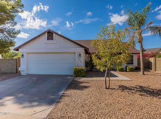 15826 N 38th Pl, Phoenix, AZ 85032