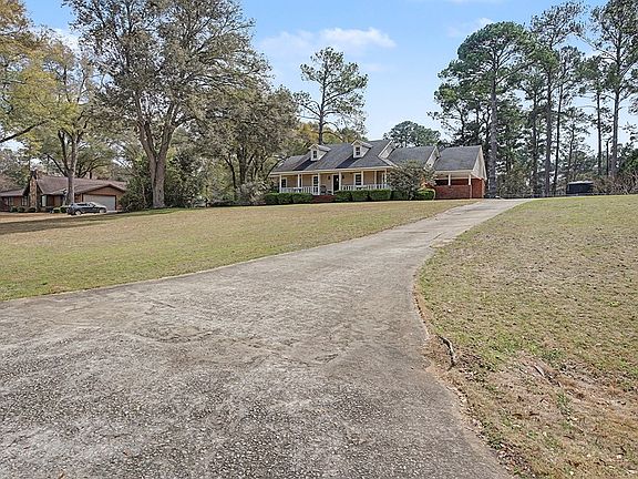 5th image of 152 Southill Dr