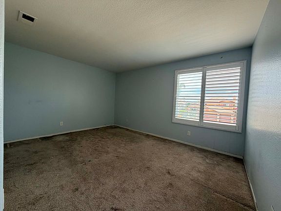 4th image of 1227 Silverado Dr