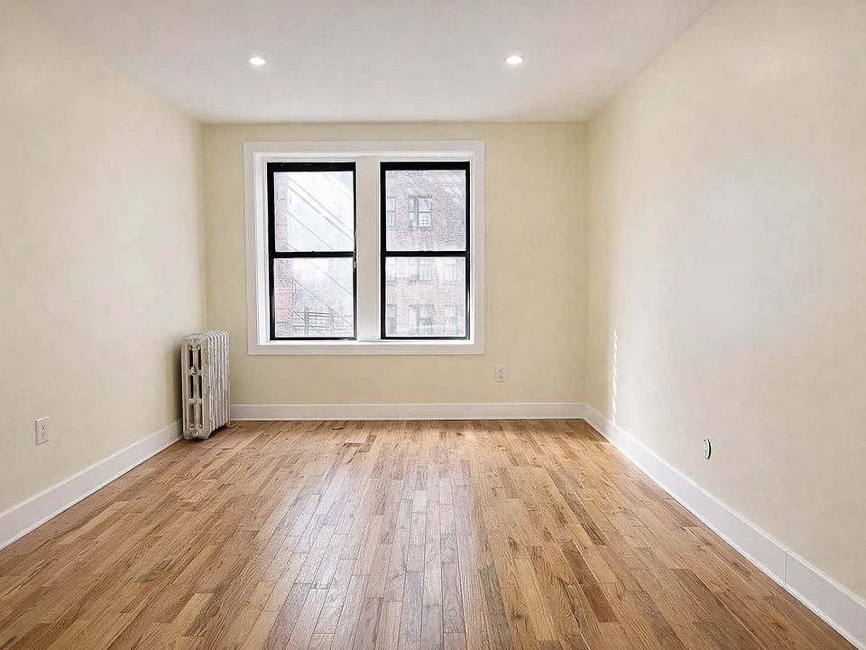 1st image of 401 E 21st St #C0