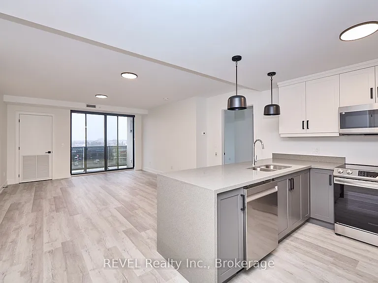 300 B 4th Ave #503 — Photo 3
