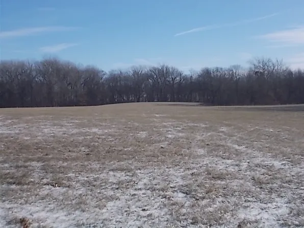 1214-2700 North St, Pana, IL 62557