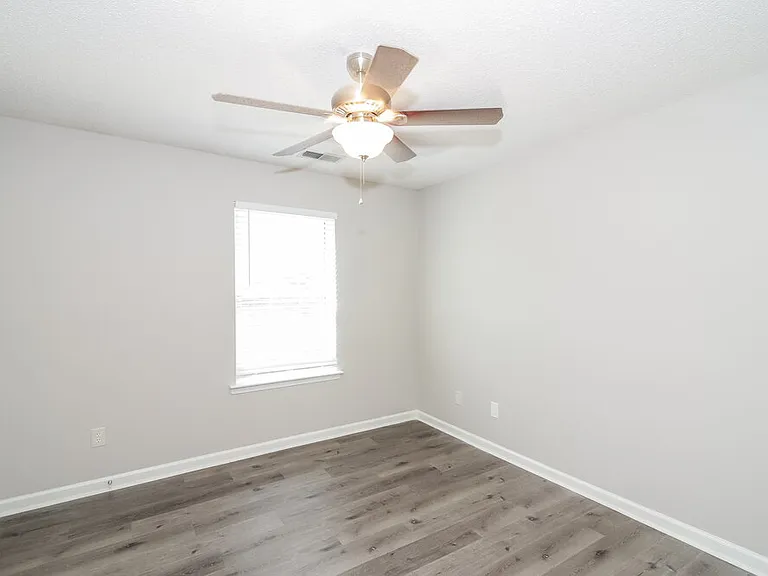 9961 Fox Run Dr — Photo 12