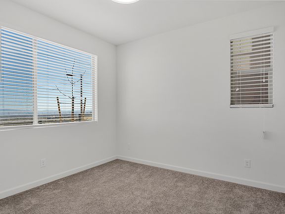 3rd image of 1426 Whistling Kite St