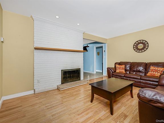 4th image of 88 Bloomingdale Road