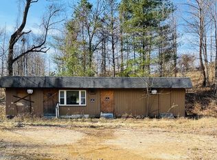 530 Highway 11, Beattyville, KY 41311