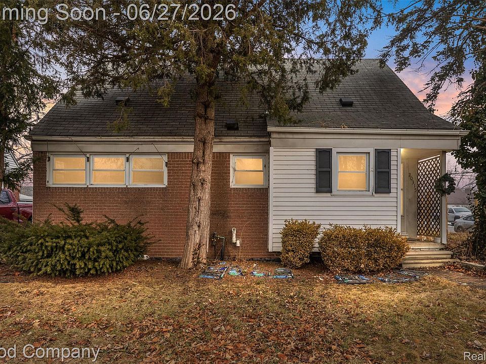 1st image of 20315 Lancaster St