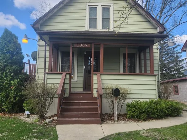1367 S 7th Ave, Kankakee, IL 60901