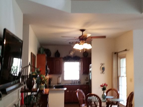 LOFT OVERLOOKING 1ST FLOOR