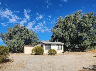 9438 Navajo Trl, Morongo Valley, CA 92256