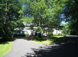 428 Porter Rd #A, East Longmeadow, MA 01028