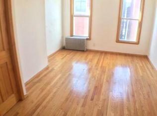 718 Leonard St APT 3R, Brooklyn, NY 11222
