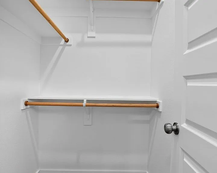 4408 Goddard Rd — Photo 8