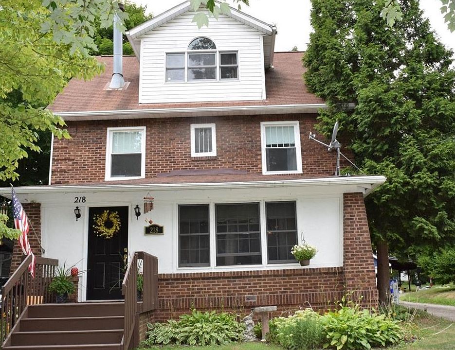 1st image of 218 Woodard Ave
