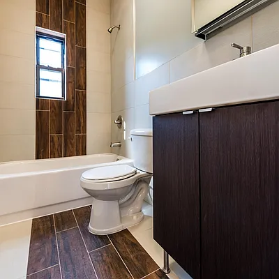 Rented by Nooklyn NYC LLC | media 34