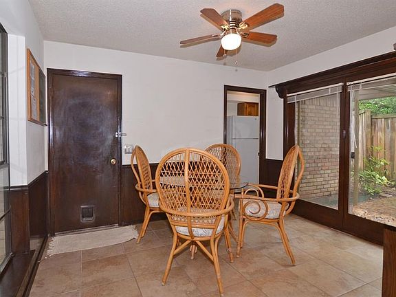 3rd image of 3404 Canterbury Ct