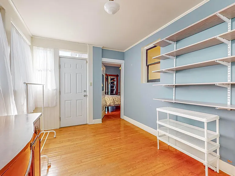 115 Elm St NE — Photo 19