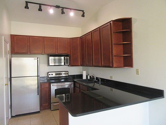 5th image of 6006 E Lake Dr APT 3C