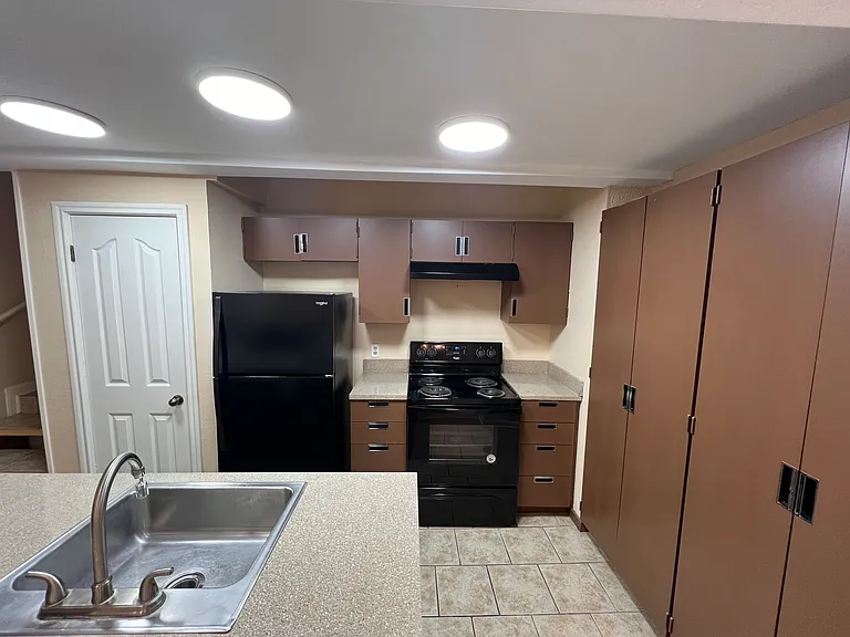 5918 Lago Vista Way #D-34 — Photo 9