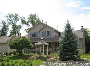 2574 Montana Ave E, Maplewood, MN 55119