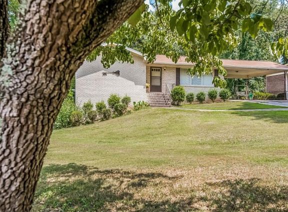 2nd image of 4411 Parkview Dr