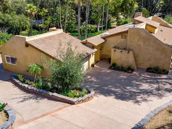 1315 Macadamia Dr, Fallbrook, CA 92028