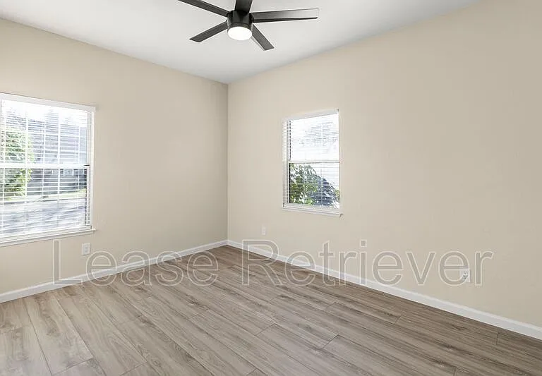 825 Heritage Pl — Photo 37