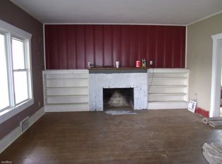 1919 N Douglas Ave, Springfield, MO 65803