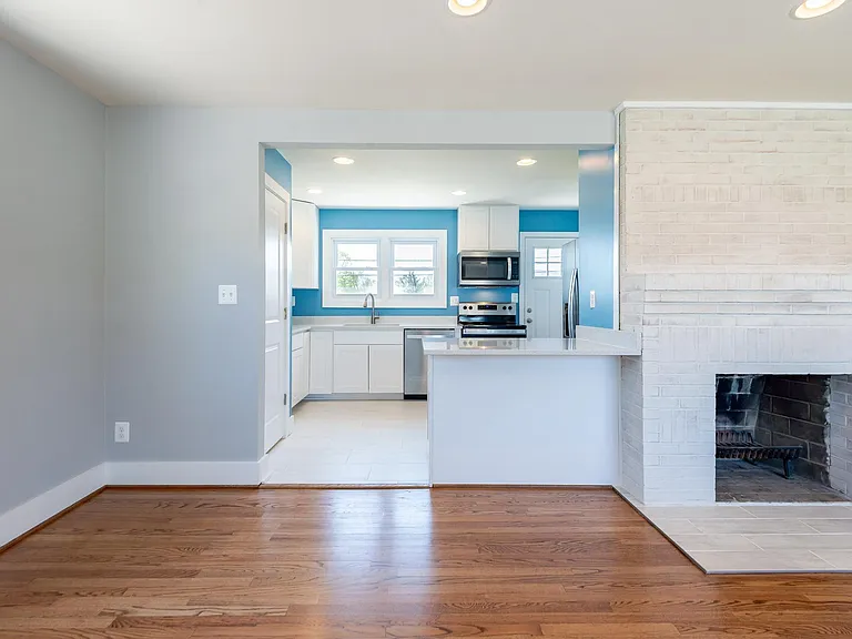 105 Meadow Rd — Photo 19