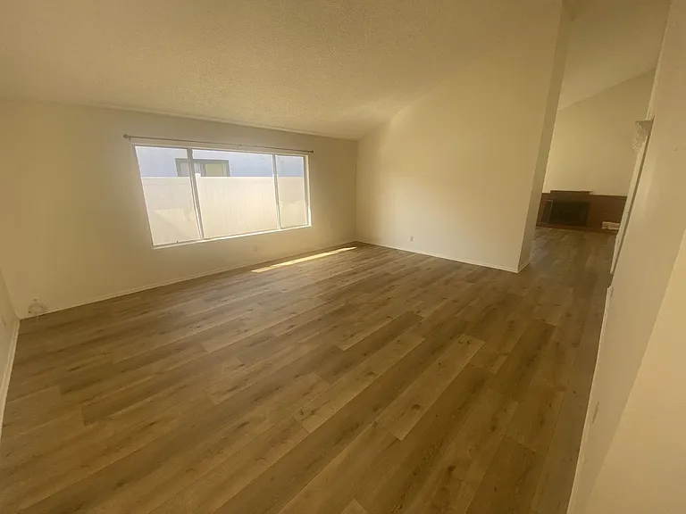444 Blanco Ct — Photo 6