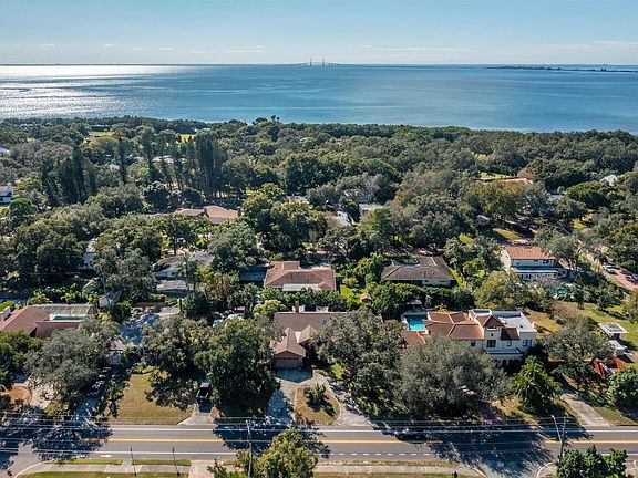 2nd image of 1726 Pinellas Point Dr S