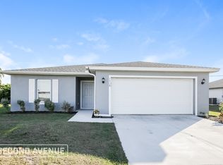 1318 NE 33rd Ln, Cape Coral, FL 33909