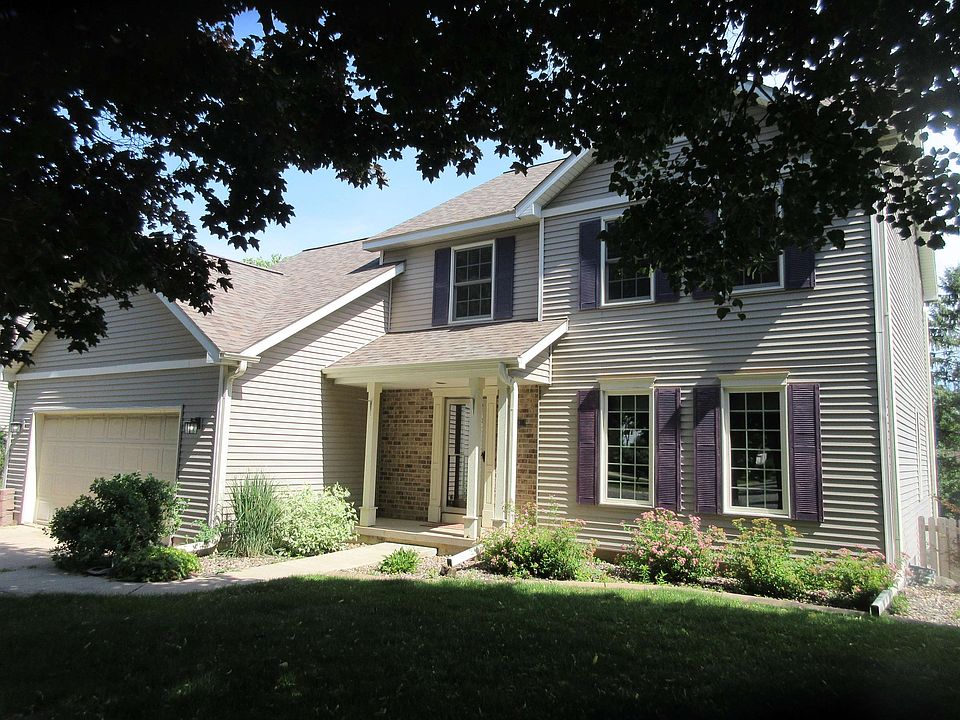 1st image of 29 Westend Cir