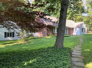 455 Laurel Ln, Kinnelon, NJ 07405