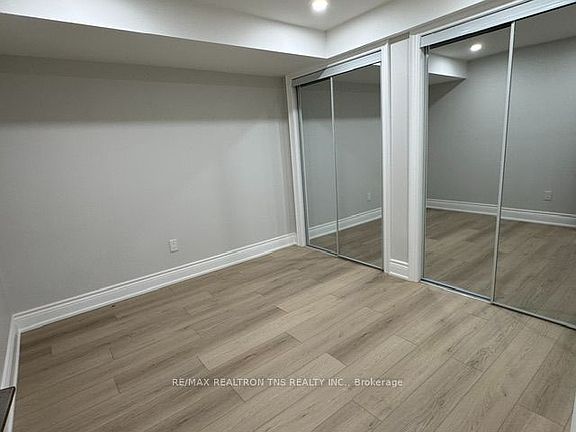 5th image of 32 Love Ct #Basement