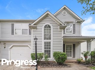 8417 Redstone View Dr, Charlotte, NC 28269