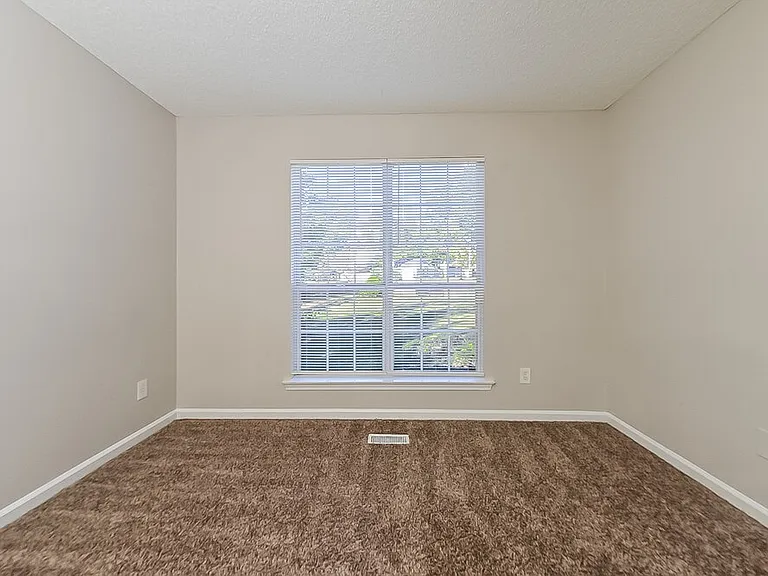 134 Brookhaven Ln — Photo 12