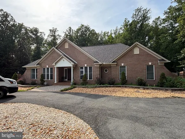 60 Longwood Dr, Stafford, VA 22556