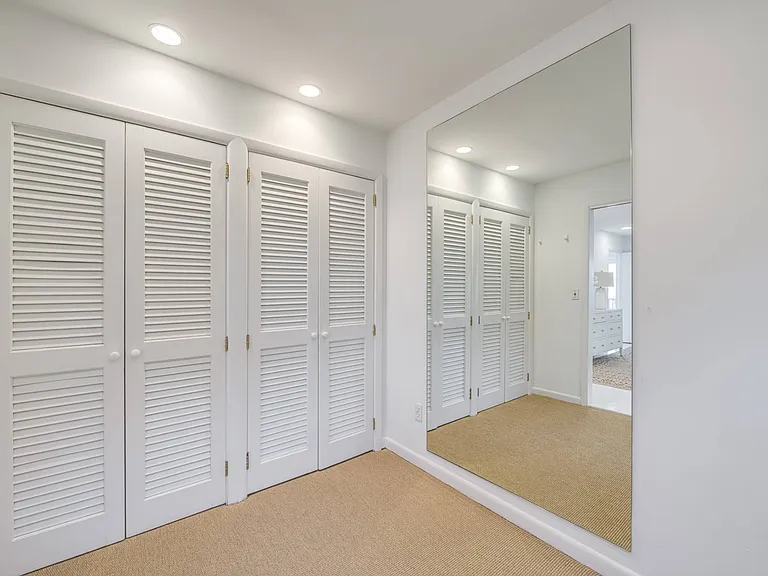 4 Peconic Rd — Photo 22