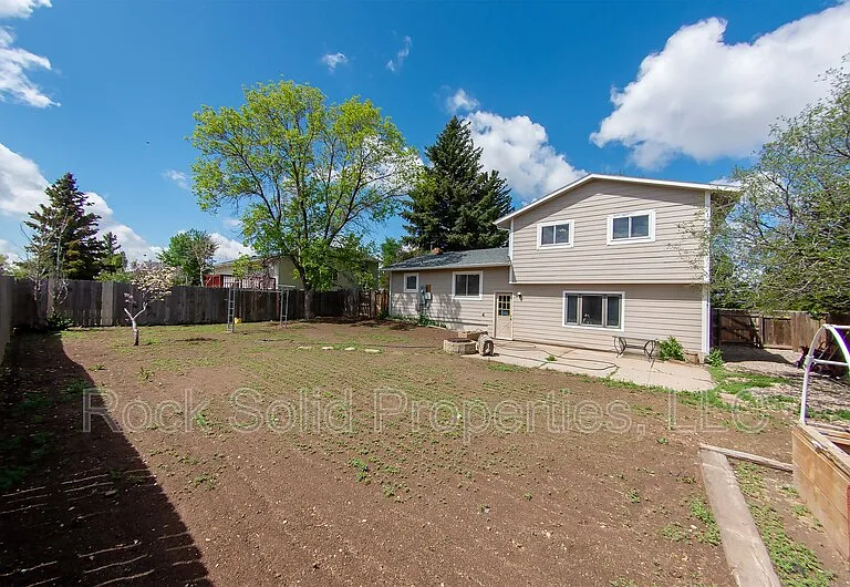 7231 Bomar Dr — Photo 5