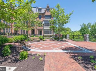 10861 Symphony Park Dr, North Bethesda, MD 20852