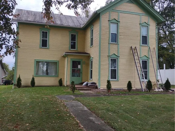 61 W Main St, Seville, OH 44273