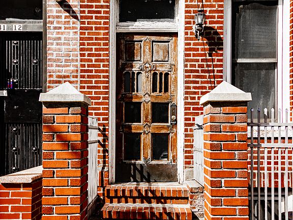 3rd image of 41-10 40th St