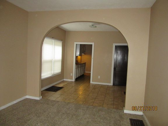 3rd image of 314 Cecil Ave