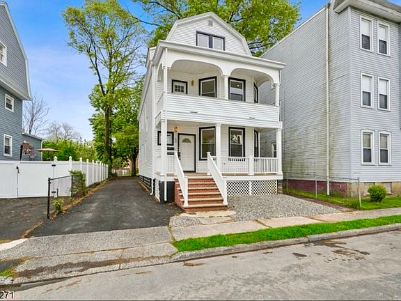 3rd image of 60 Cambridge St APT 2