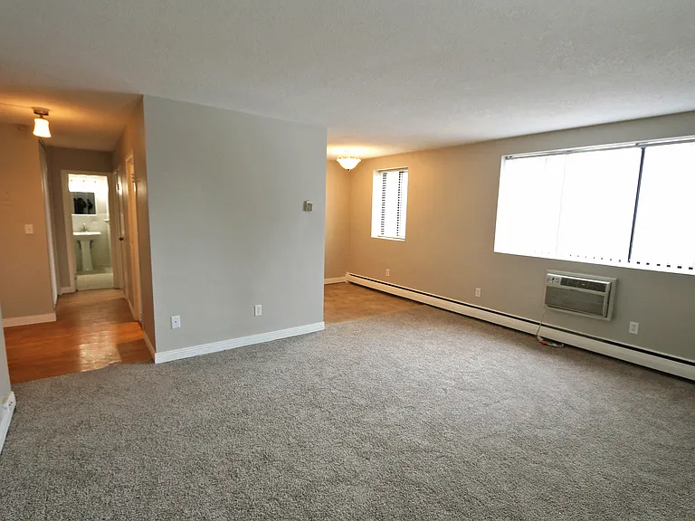 214 Place Apartments — Photo 22