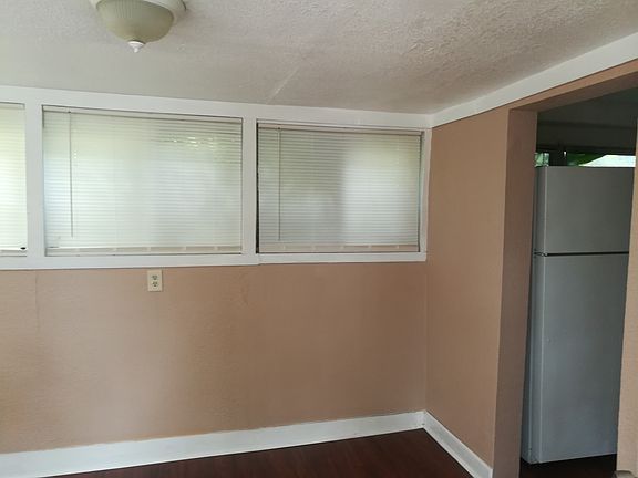 4th image of 1415 1/2 Woodward St