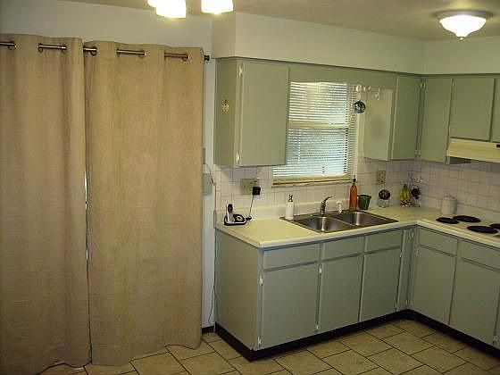 Kitchen 2