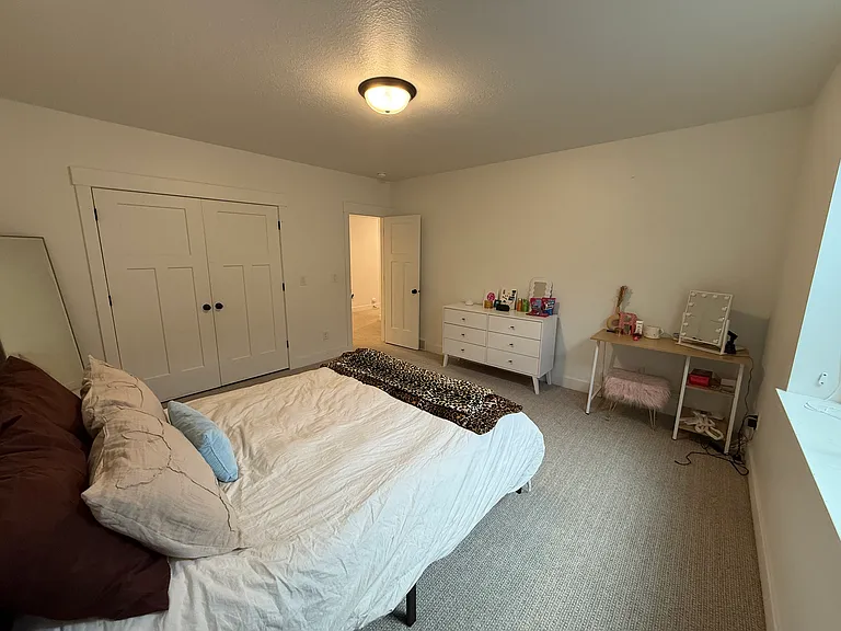 3142 W Harvard Dr — Photo 33