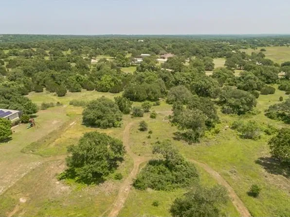 10076 Brangus Rd, Driftwood, TX 78619